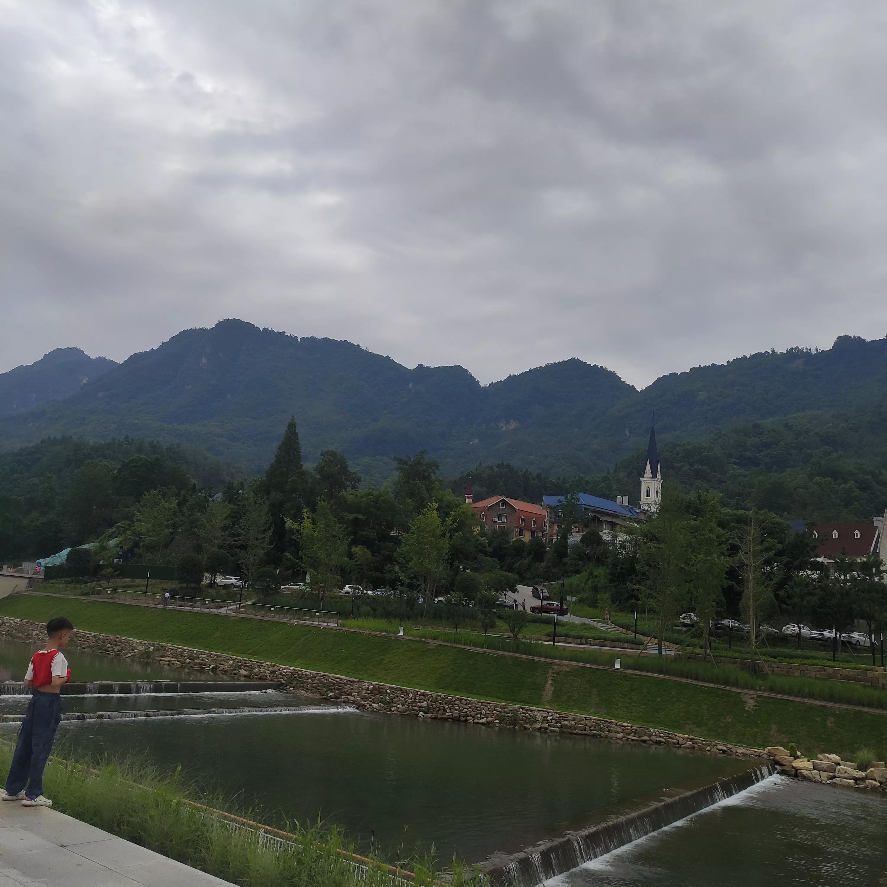 一条小裂缝补漏花了6400元，安徽补漏帮是真补漏还是敲诈勒索？