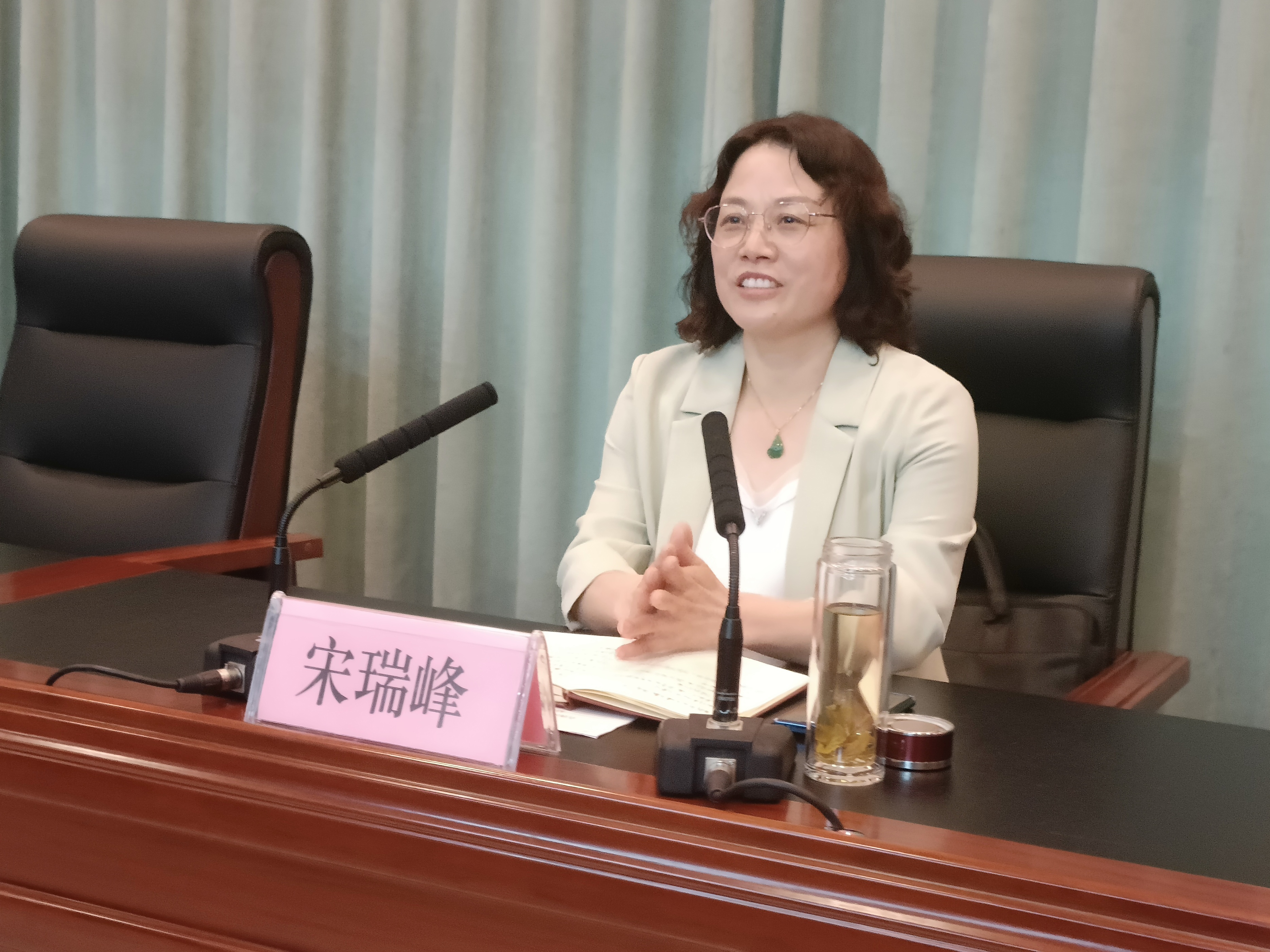 民政妈妈为儿童撑起幸福天空,妇联为困难家庭圆梦