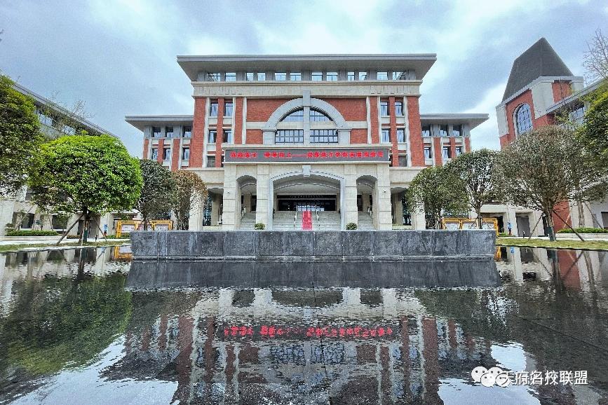 成都公办高中自主招生,成都5+2区域有几所公立高中