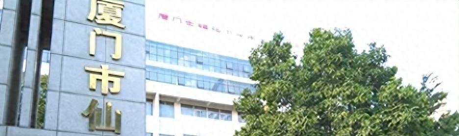 男医生“吸吮”女子隐私部位，还拒不承认，不料唾液暴露一切！