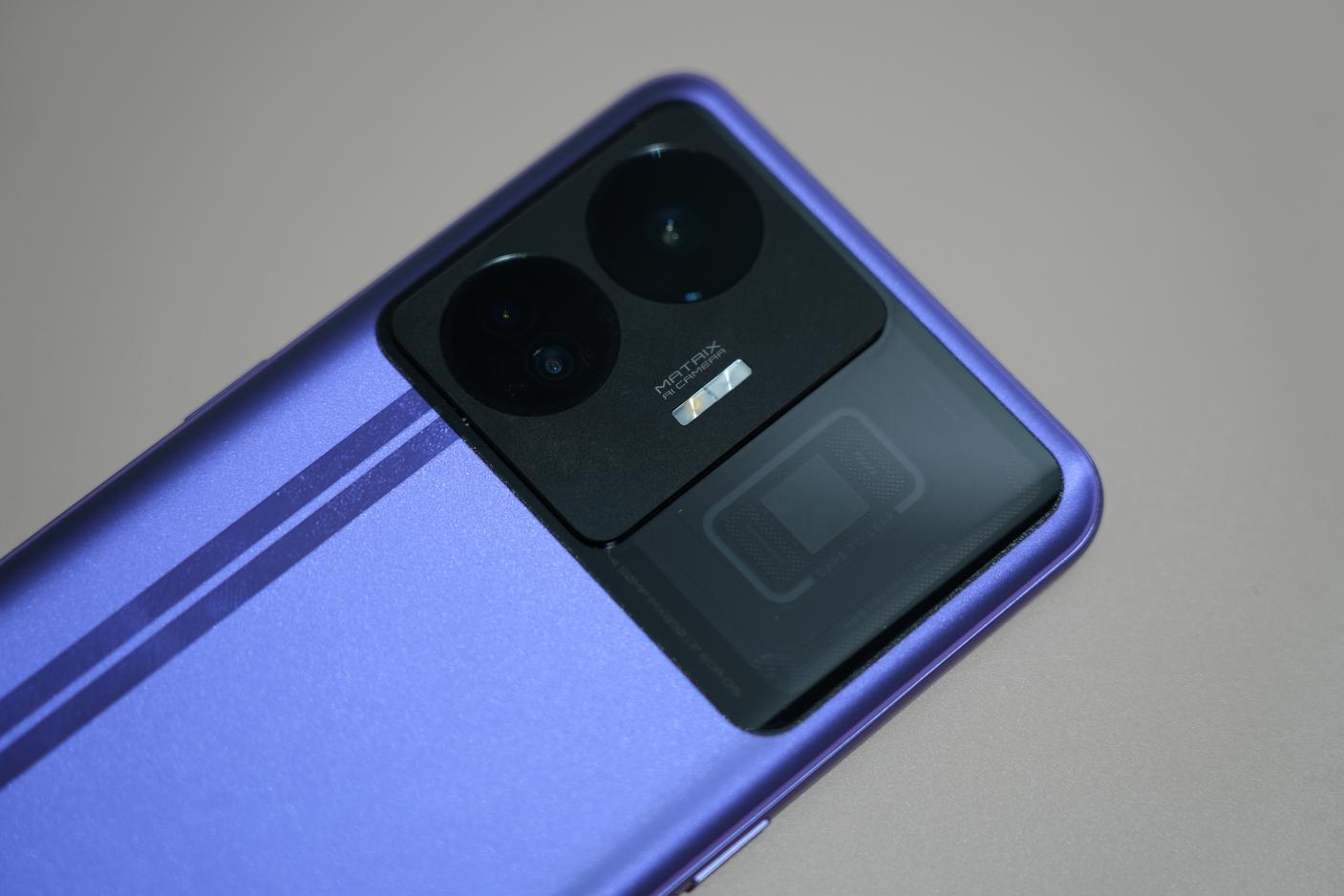 真我gtneo2t和真我gtneo闪速版,真我gtneo5将搭载240w快充