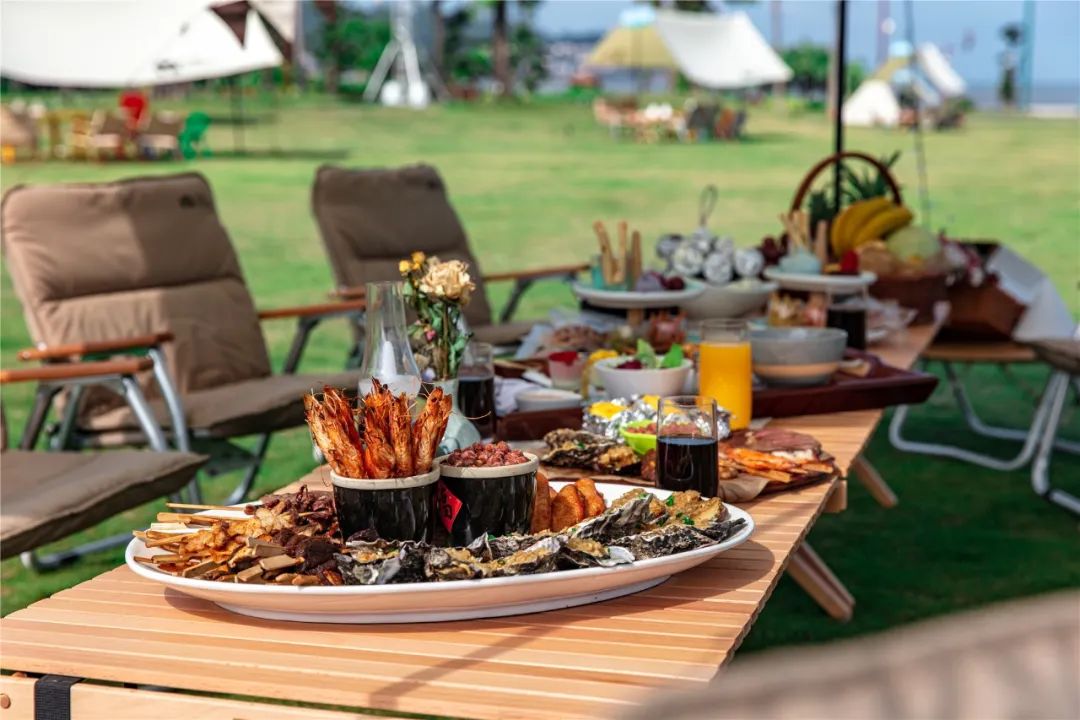 珠海长隆竟然开露营！海边下午茶、篝火音乐会、还能撸火烈鸟