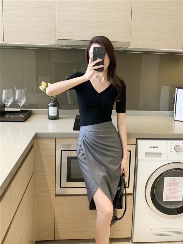 适合中年妈妈穿的衣服牌子有哪些,有哪些适合40岁妈妈衣服牌子