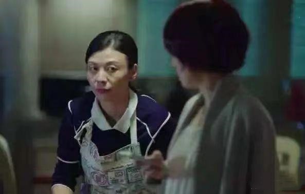 《我的前半生》凌玲：长相普通又离异带娃，她为什么成为最大赢家