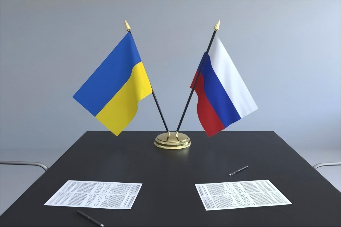 有两类俄乌假资讯，因为太假，所以可读性非常强，大家看到莫划走