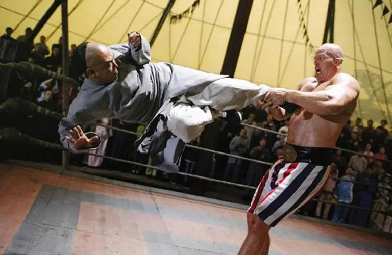 1989年，专家清理霍元甲尸骨时，意外发现霍元甲的真正死因