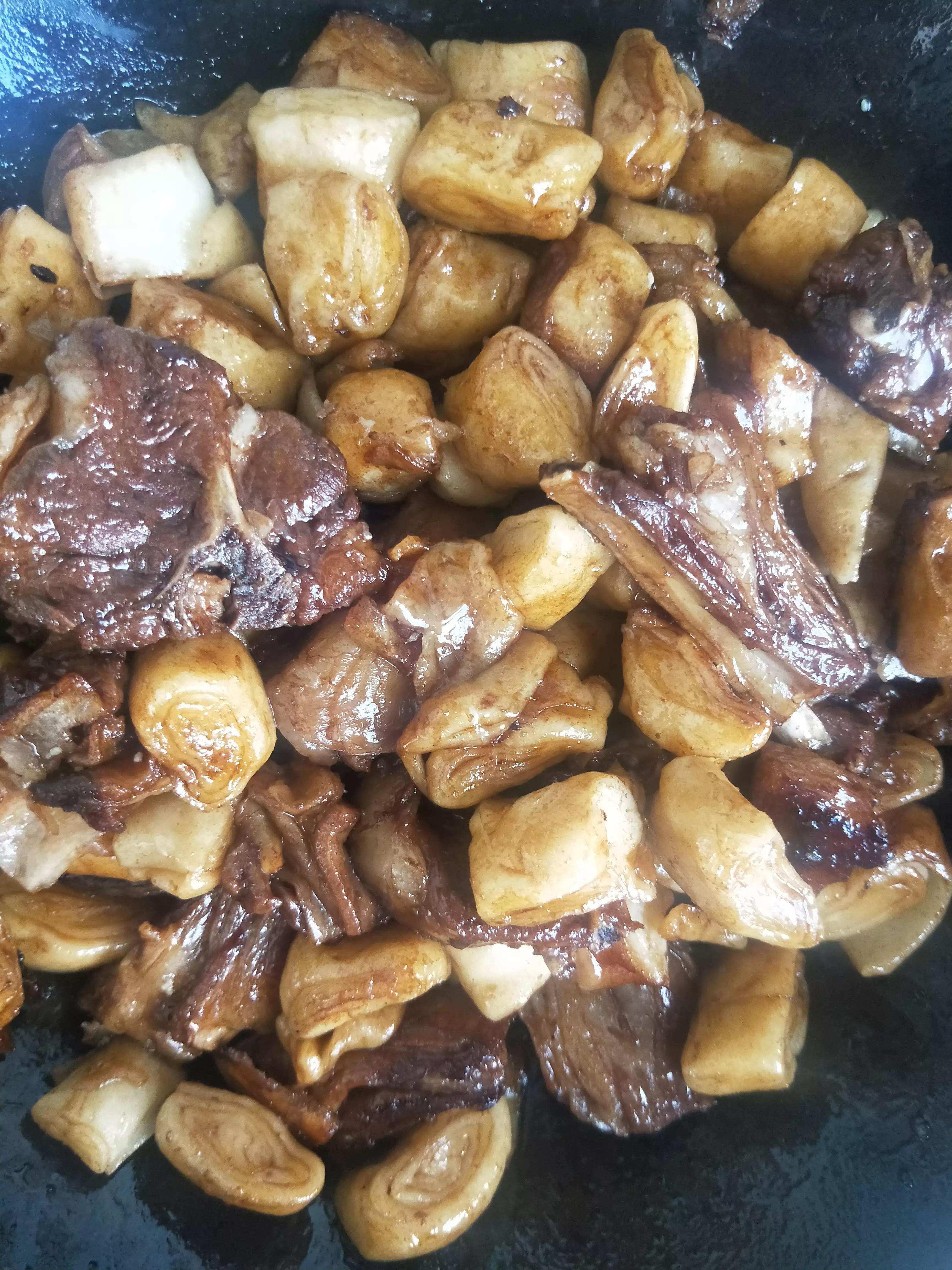 很肥的带皮羊肉怎么做,太肥的羊肉怎么做好吃