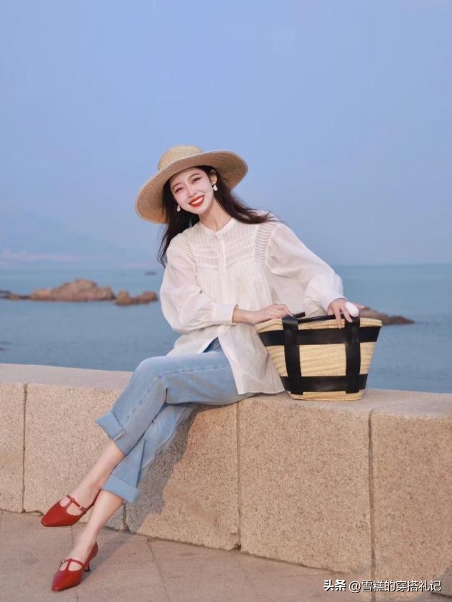 春夏穿“鞋”，最好不要选这3个颜色！俗气显脚黑不说，还显廉价