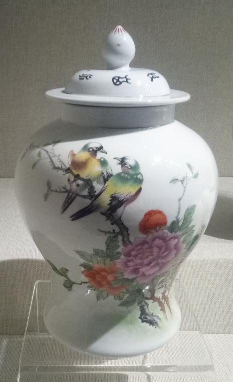 70年代景德镇制瓷真实影像,景德镇老厂瓷精品欣赏