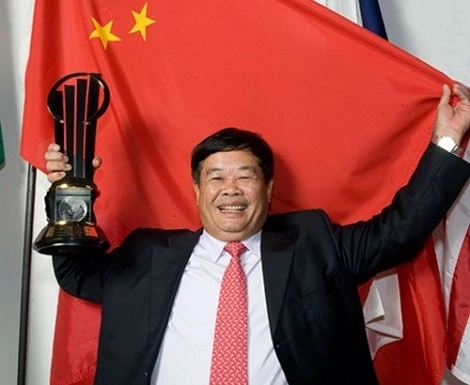 曹德旺2021企业家发展年会许家印,曹德旺评论许家印39亿撬动2万亿