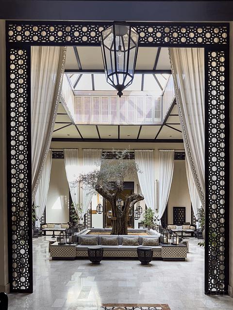 阿联酋丽思卡尔顿,阿联酋野奢帐篷