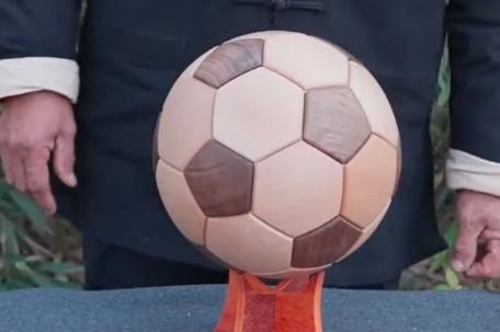 榫卯足球制作教程,阿木爷爷手工视频鲁班凳