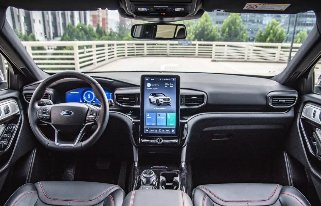 三年亏一半的福特探险者,福特探险者哪一年最值得购买