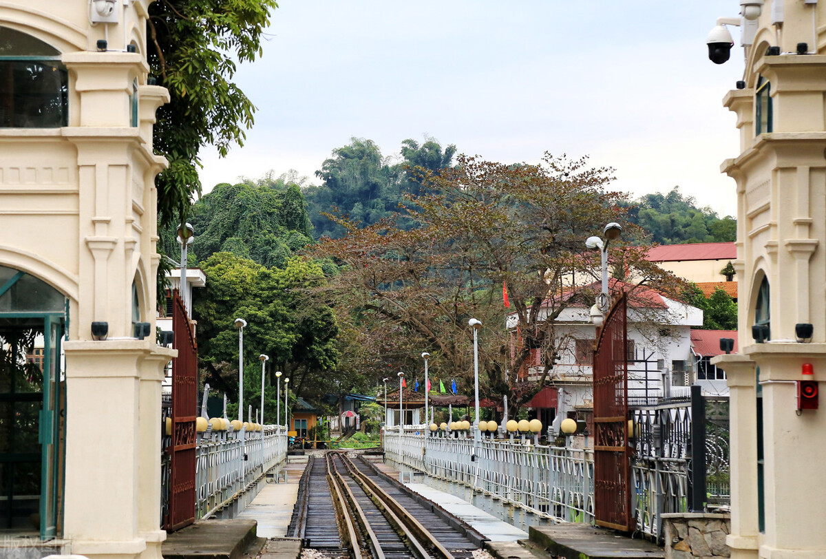 云南除了西双版纳哪里还适合过冬,西双版纳景洪避寒的地方