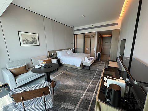 窗含西岭千秋雪成都环球中心雪山,窗含西岭千秋雪魅力成都