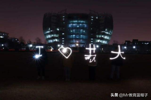 多维度数据分析，苏州大学在211中的层次，无愧2个称号