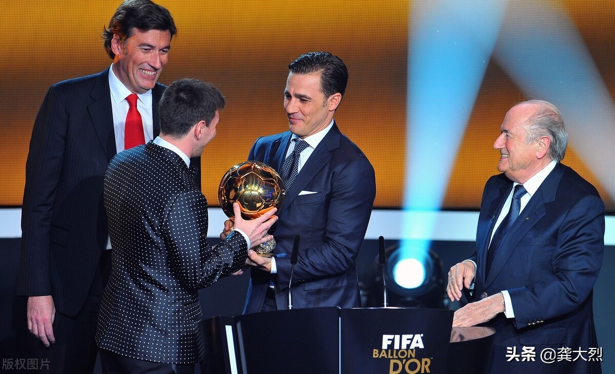 梅西第8次获得金球奖大家的评价,梅西拿金球奖哭了