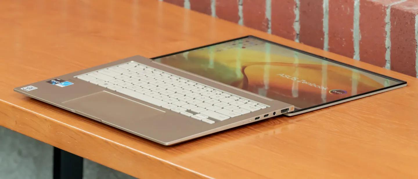 92%屏占比高续航轻薄本华硕灵耀14,2029款华硕灵耀14笔记本值得买吗