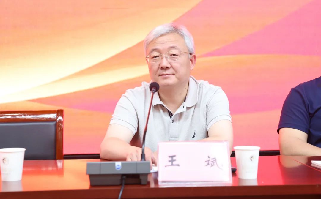 神经科学高峰论坛,神经内科专家论坛大会现场