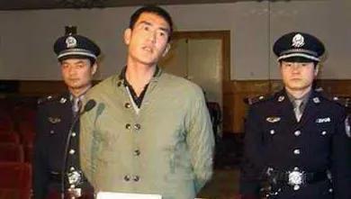 回顾04年掏肠恶魔:专挑少女*体下**掏出肠子，缠住脖颈，惨绝人寰！