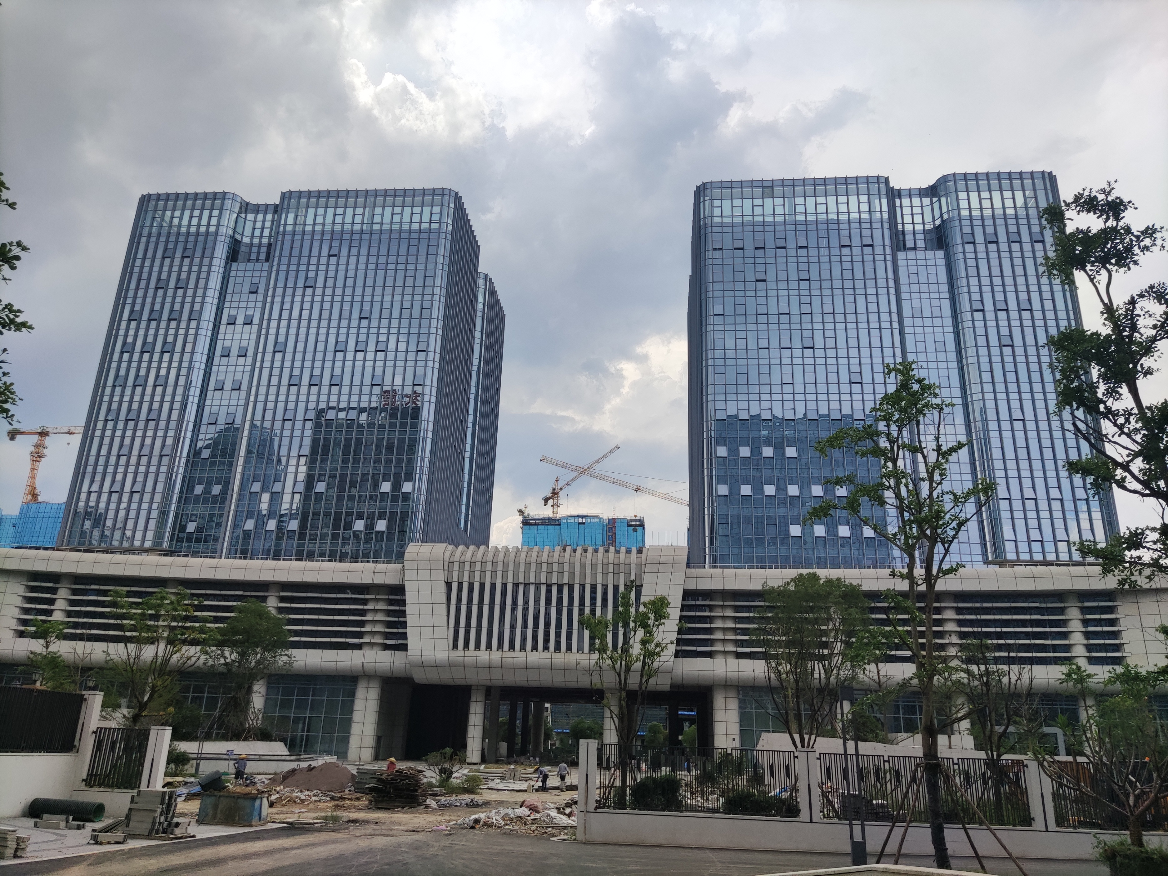 建筑总包资质可以做消防施工不,建筑工程施工总承包资质