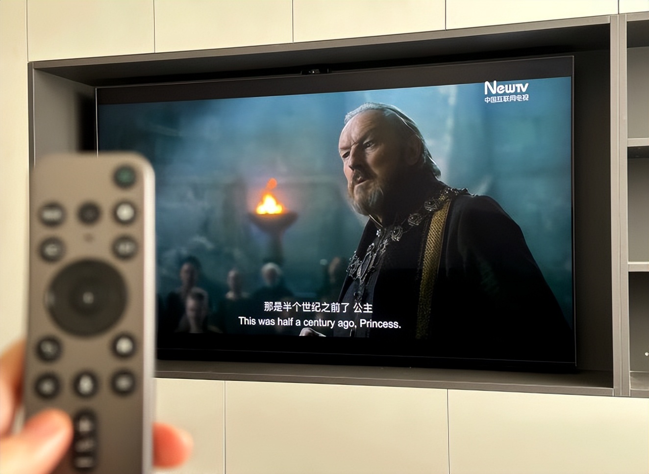 华为98寸电视和tcl98寸电视,华为电视和tcl电视哪个好