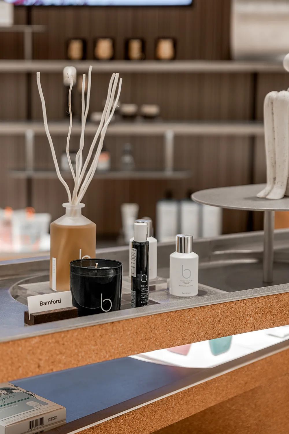 先锋派JOYCEBeauty：一代时尚女王和她的美妆伊甸园