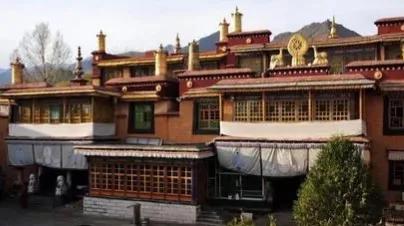 西藏无人区旅游攻略,2021西藏必火的7个旅行地此生必去