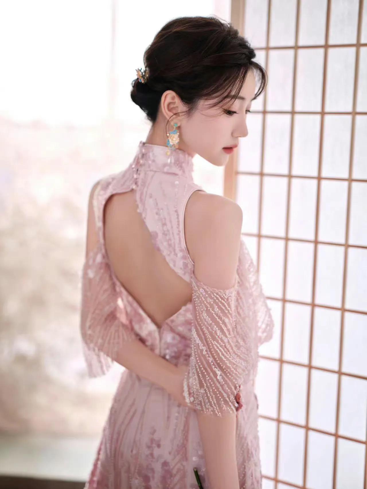 毛晓彤的旗袍造型,毛晓彤旗袍青春环游记