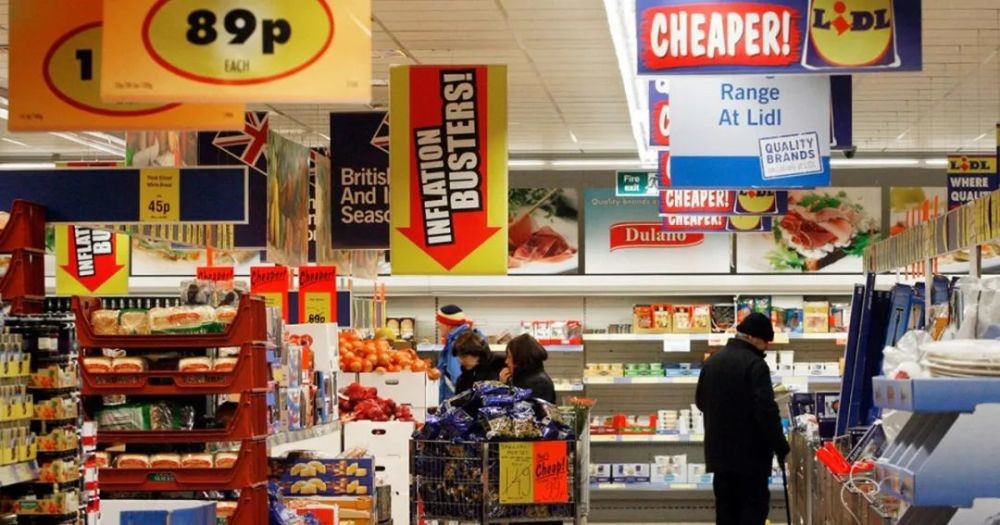 打败沃尔玛的超市胖东来,德国穷人超市靠什么打败了沃尔玛