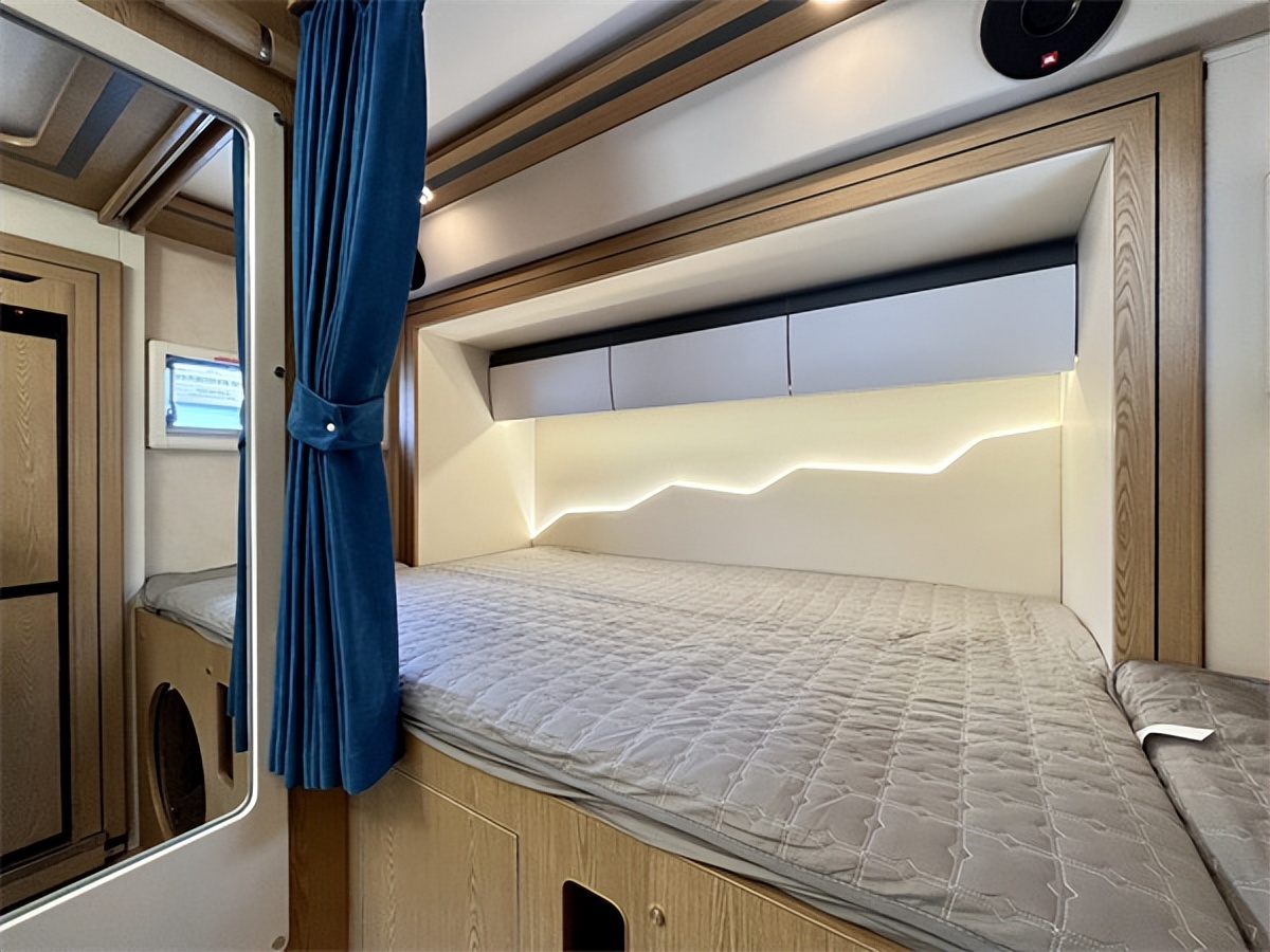 戴德e途promax双拓展房车,c型双拓展型房车性价比