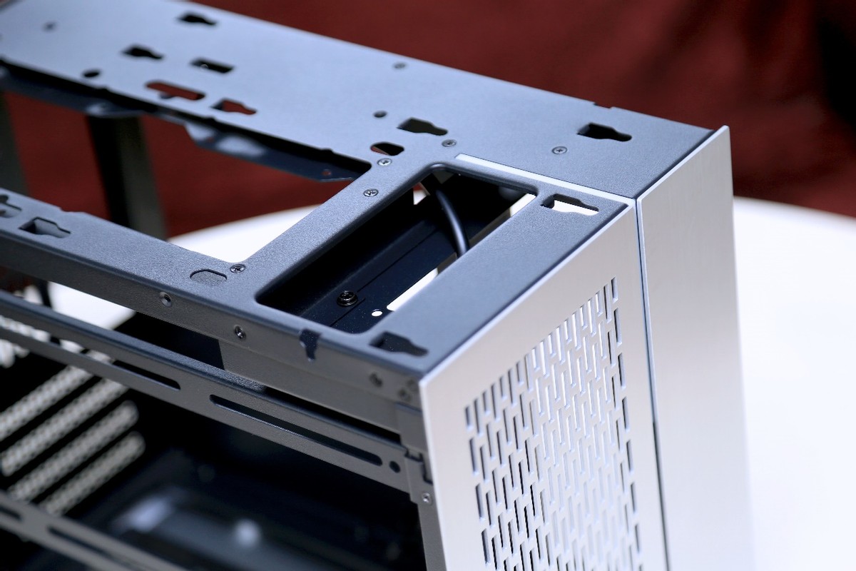 难得动了装机的心思，新晋品牌ALmordor装机漫谈