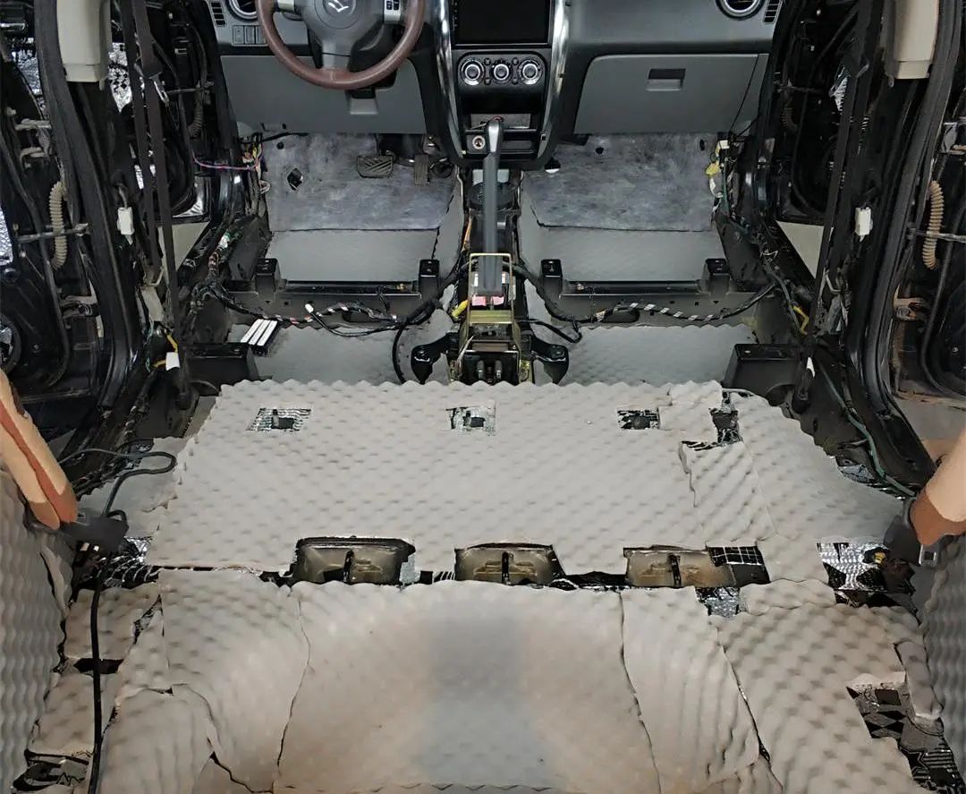 铃木天语隔音改装效果,铃木维特拉无损改装音响