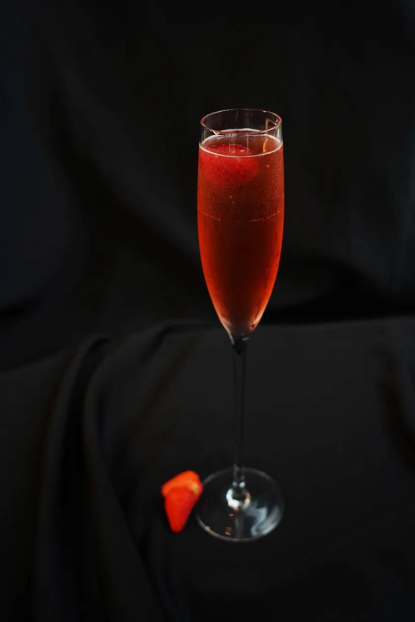 成都恒邦天府喜来登酒店及峨眉山恒邦艾美度假酒店联袂雀巢、研麻所推出2023夏日限定新品