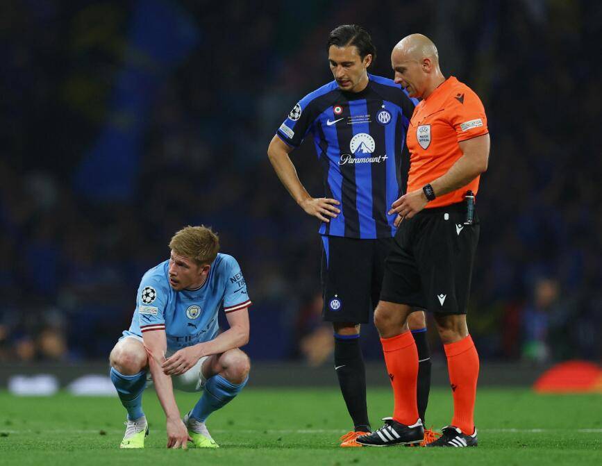 曼城首夺欧冠,曼城夺欧冠瞬间