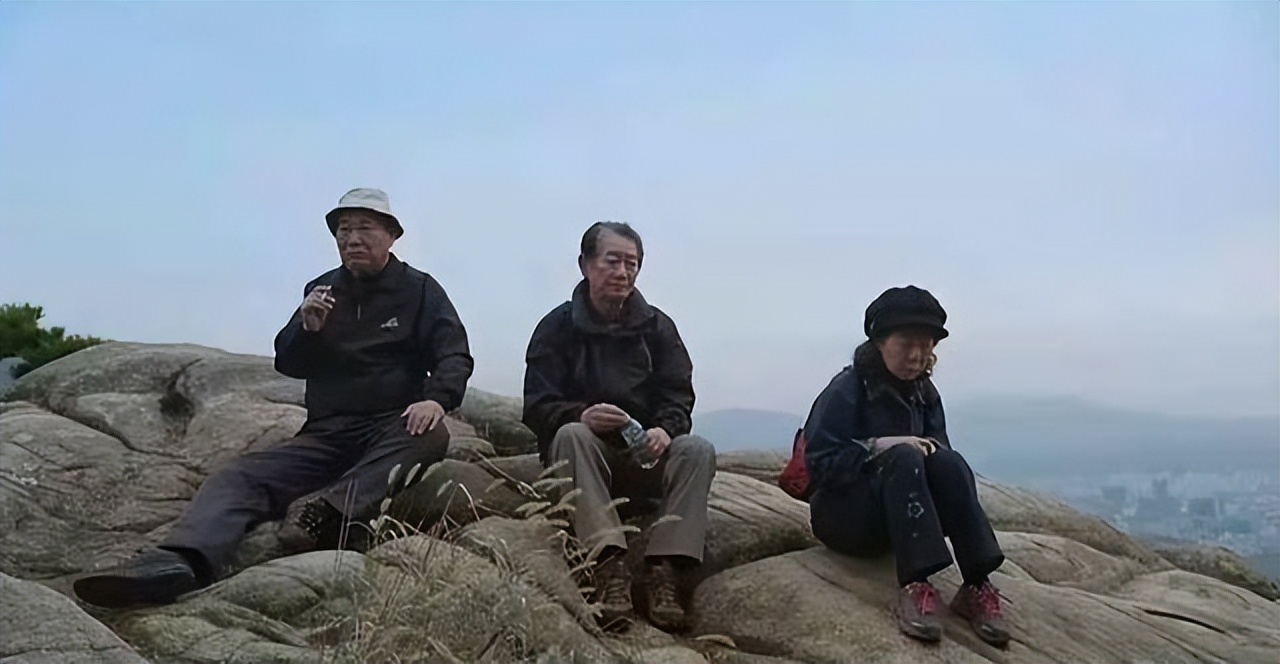 微信里从来不发朋友圈的人，不是低调、自卑，十有八九是这3种人