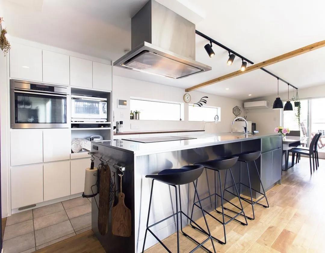 厨房装修用不锈钢橱柜,厨房装修橱柜全部用不锈钢好不好