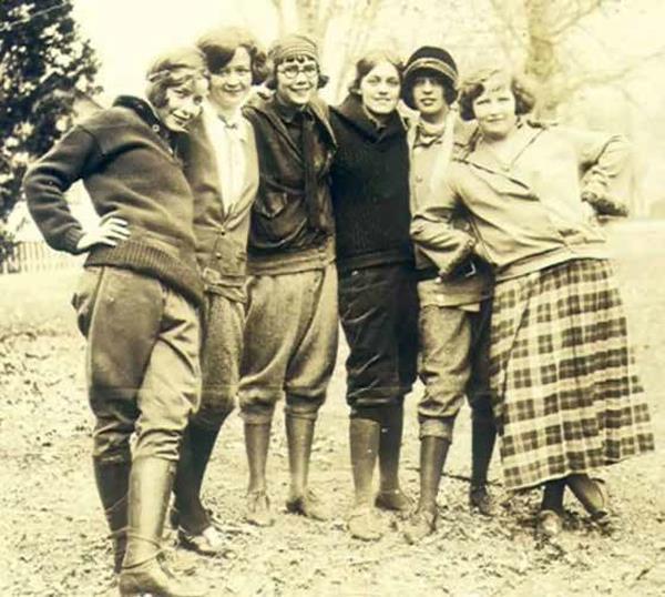 每一年女性着装的潮流,成功女性的着装风格