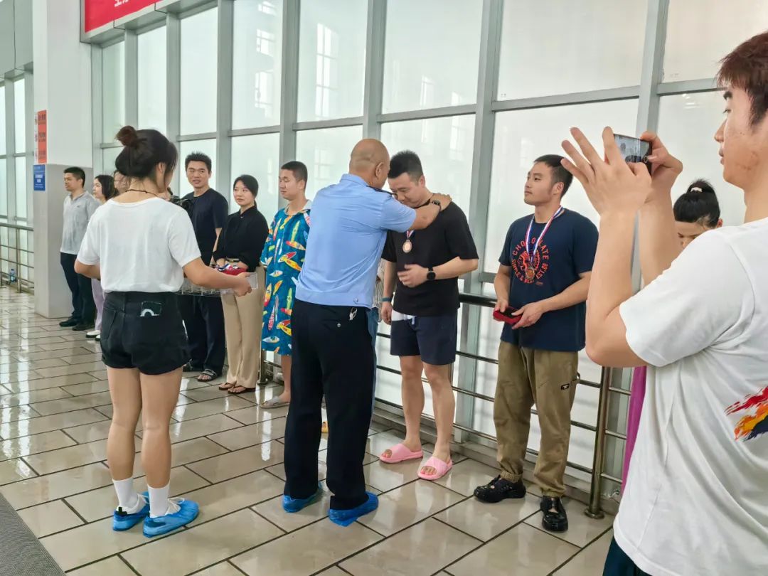 运动赛场视频,运动赛场上的超燃登场