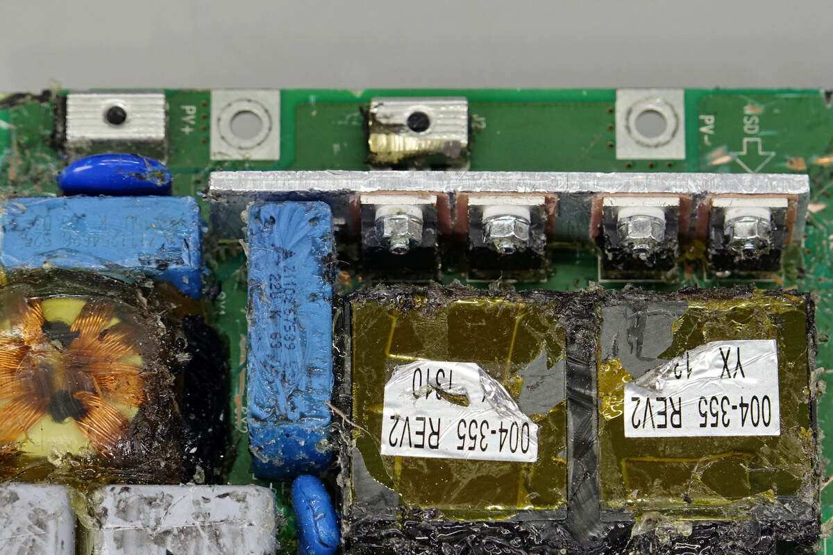 昱能光伏逆变器,昱能逆变器拆解