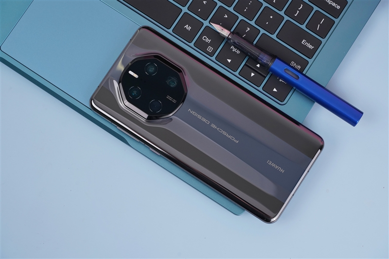 华为mate50rs保时捷设计超微距长焦,华为mate50rs保时捷4g网络评测