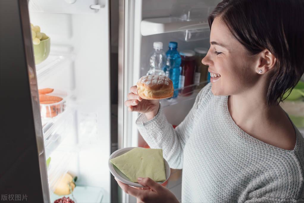 十字对开和双开门冰箱哪个更好,2023年卡萨帝十字对开冰箱推荐