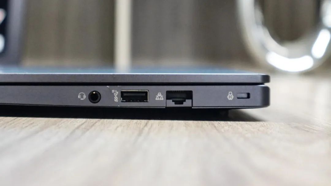 测评|一台商用笔记本电脑应该具备哪些特性?