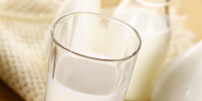 喝了过期酸奶有没有什么影响,酸奶牛奶过期多少天之内可以喝