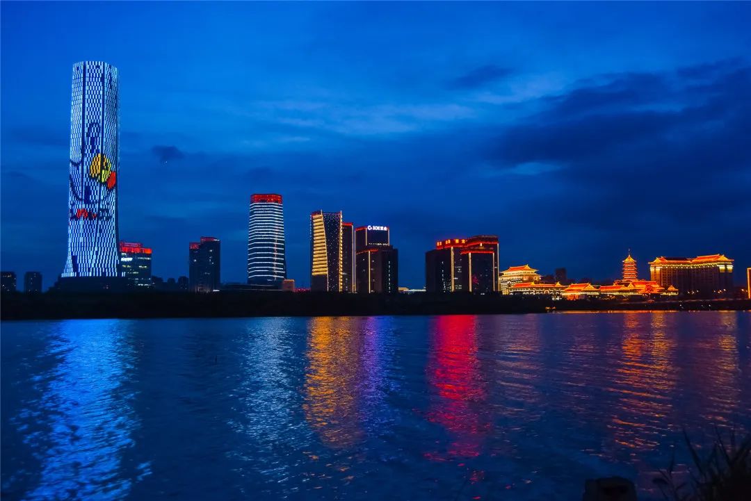 夏天厦门三亚北海到底选哪个好玩,厦门夏天哪个景区最好