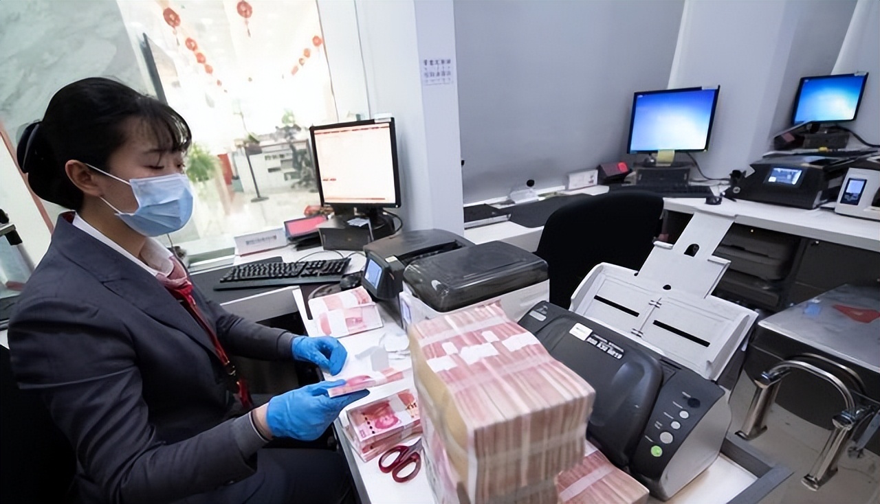 现在建行三年存款利率上浮多少,目前建行存三年利率多少