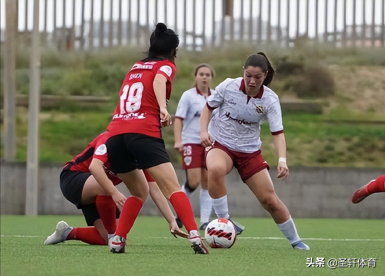 中国女足0-17,中国女足小将单场轰3球