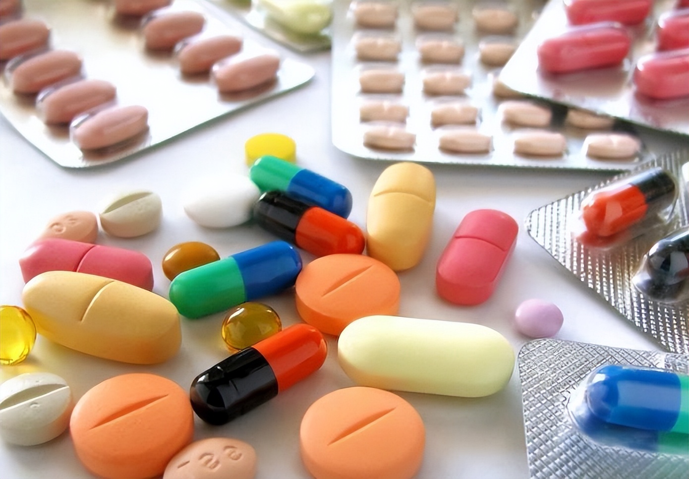 女人得了阴道炎会不会来月经,女人有阴道炎和宫颈炎可以怀孕吗