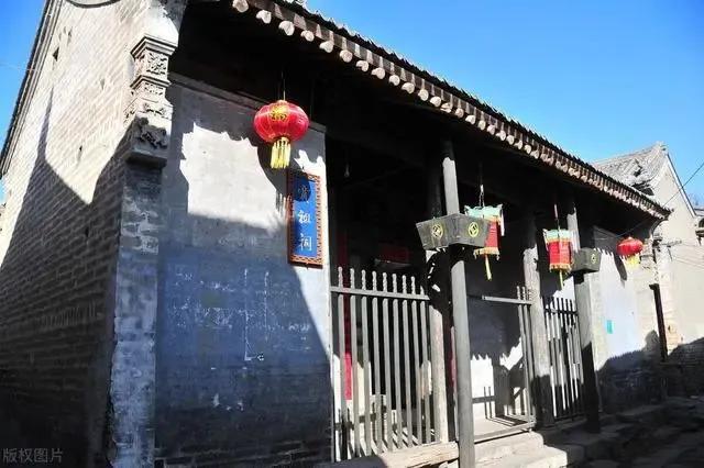 别惦记秦岭了，这条黄河边的观光路，全是旅游爱好者的“硬菜”