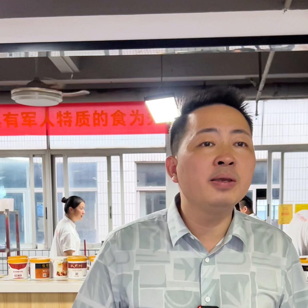 地摊怎么弄成网红店,怎样才能玩转地摊